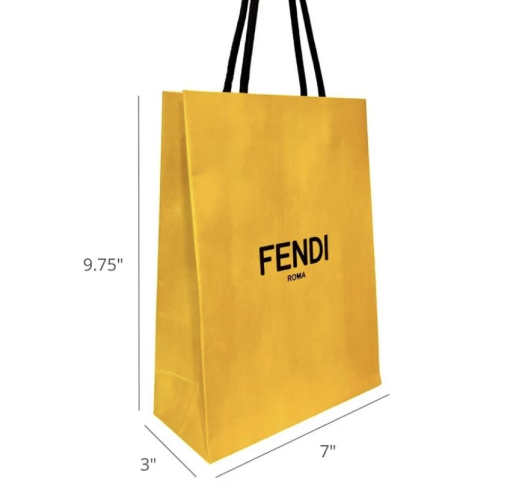 Fendi كيس فندي حجم صغير 'مناسب للاكسسوارات' - 4