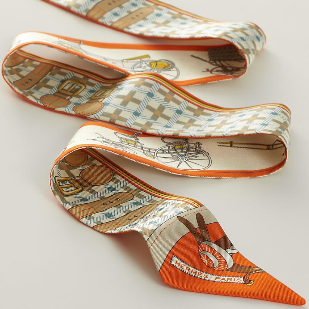 Hermès سكارف ايرميز برتقالي Les Voitures Nouvelles Twilly - 2