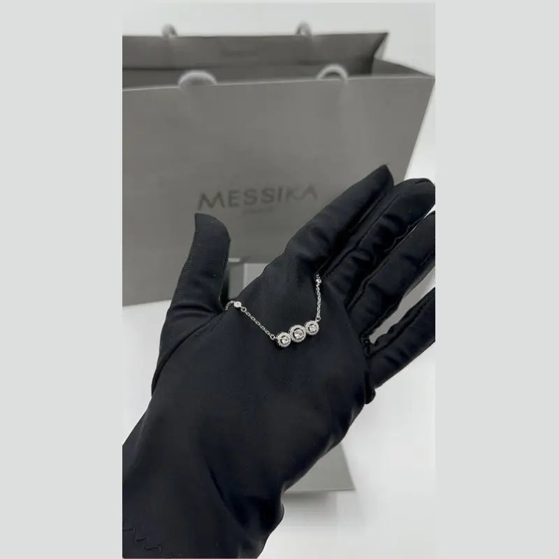 Mesika necklace in silver with three jewels