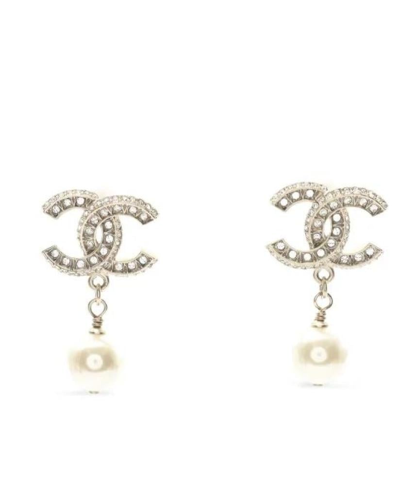 Chanel حلق شانيل Chanel
