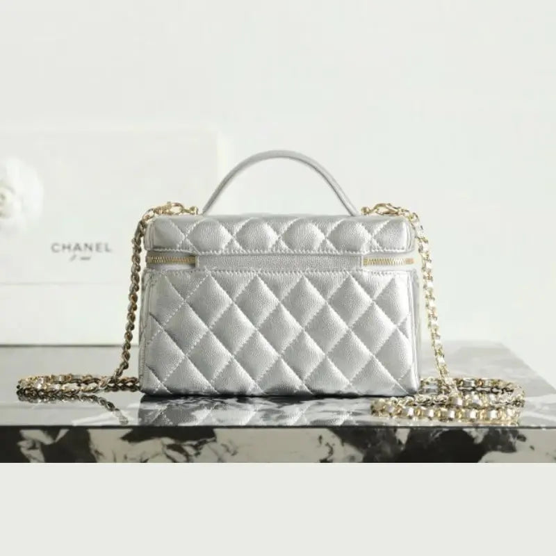 CHANEL 26A Caviar LGHW Long Vanity LP with Chain 19 cm