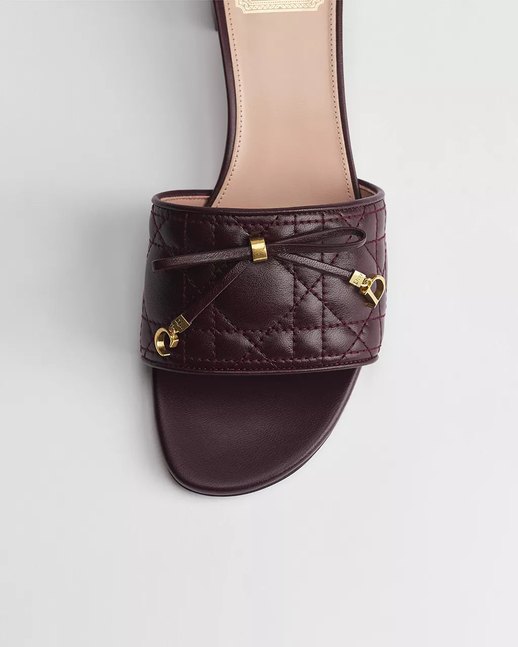 Xbrandat Quilted Bow Block Heel Slide Sandals