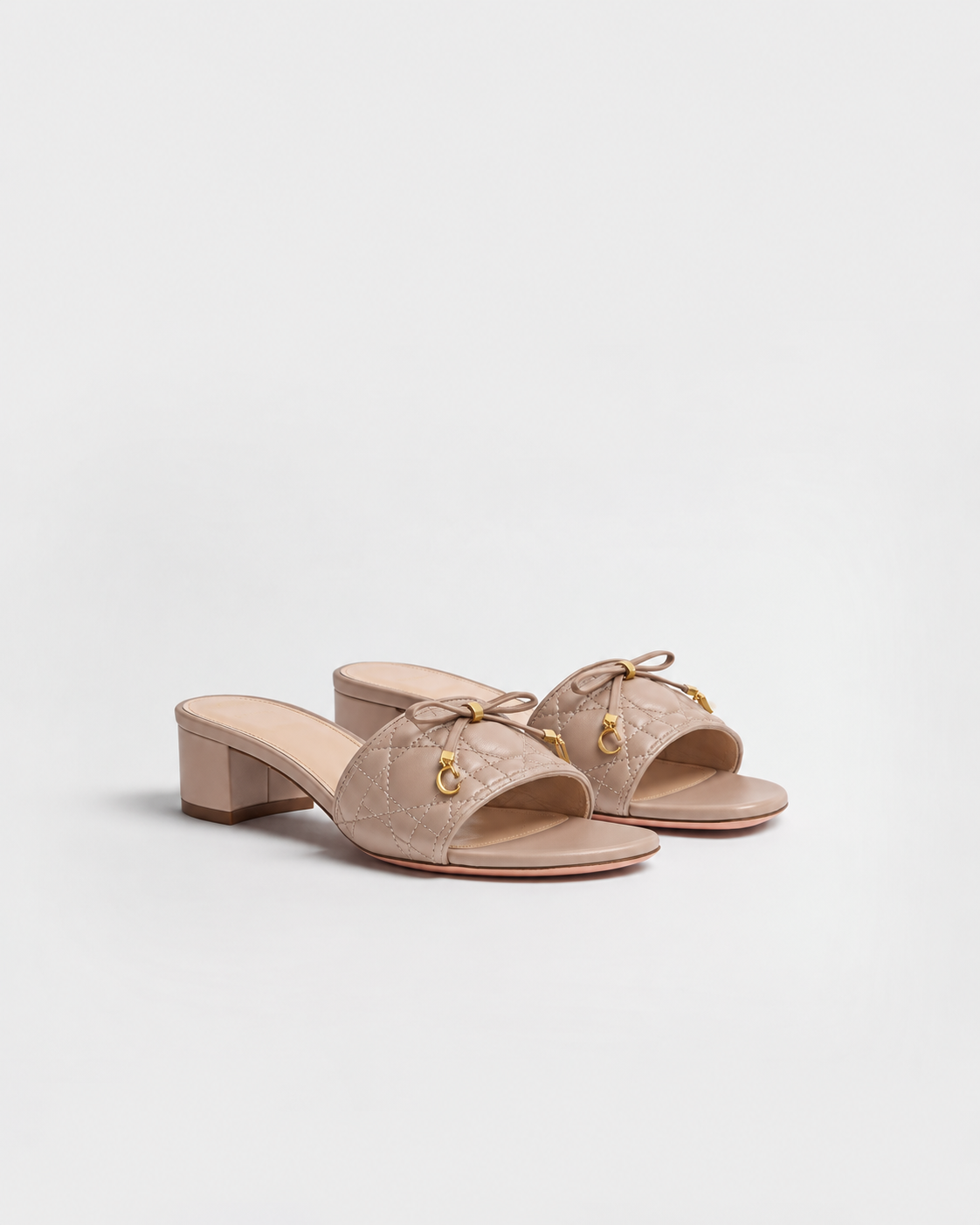 Xbrandat Quilted Bow Block Heel Slide Sandals