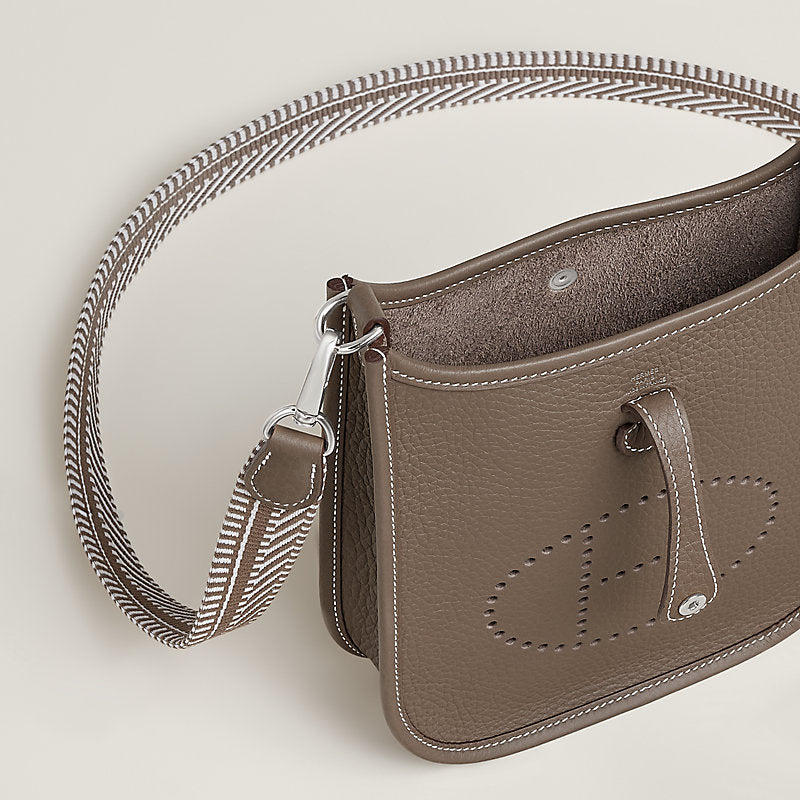 Xbrandat Mini Evelyne 16 Amazon Bag in Etoupe