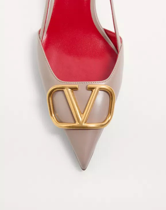 Xbrandat VLogo Signature Calfskin Slingback Pump