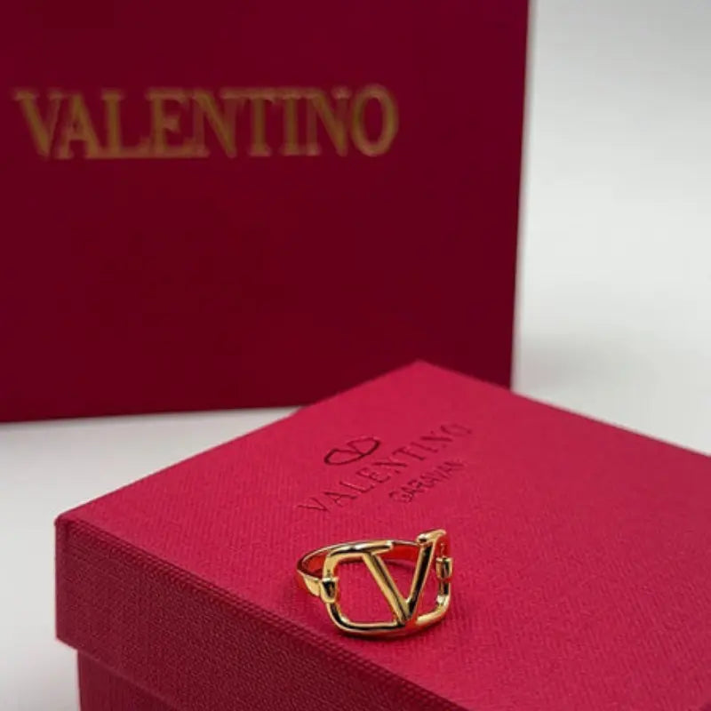 Xbrandat VLogo Ring in Gold ( Accessory )