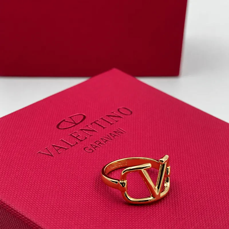 Xbrandat VLogo Ring in Gold ( Accessory )