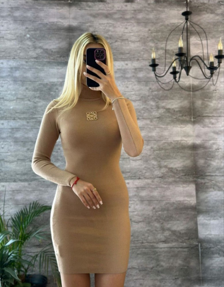فستان لويفي شتوي لون بني