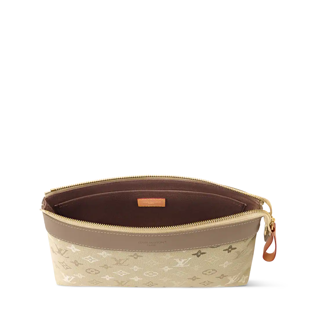 Louis Vuitton Pochette Voyage Souple