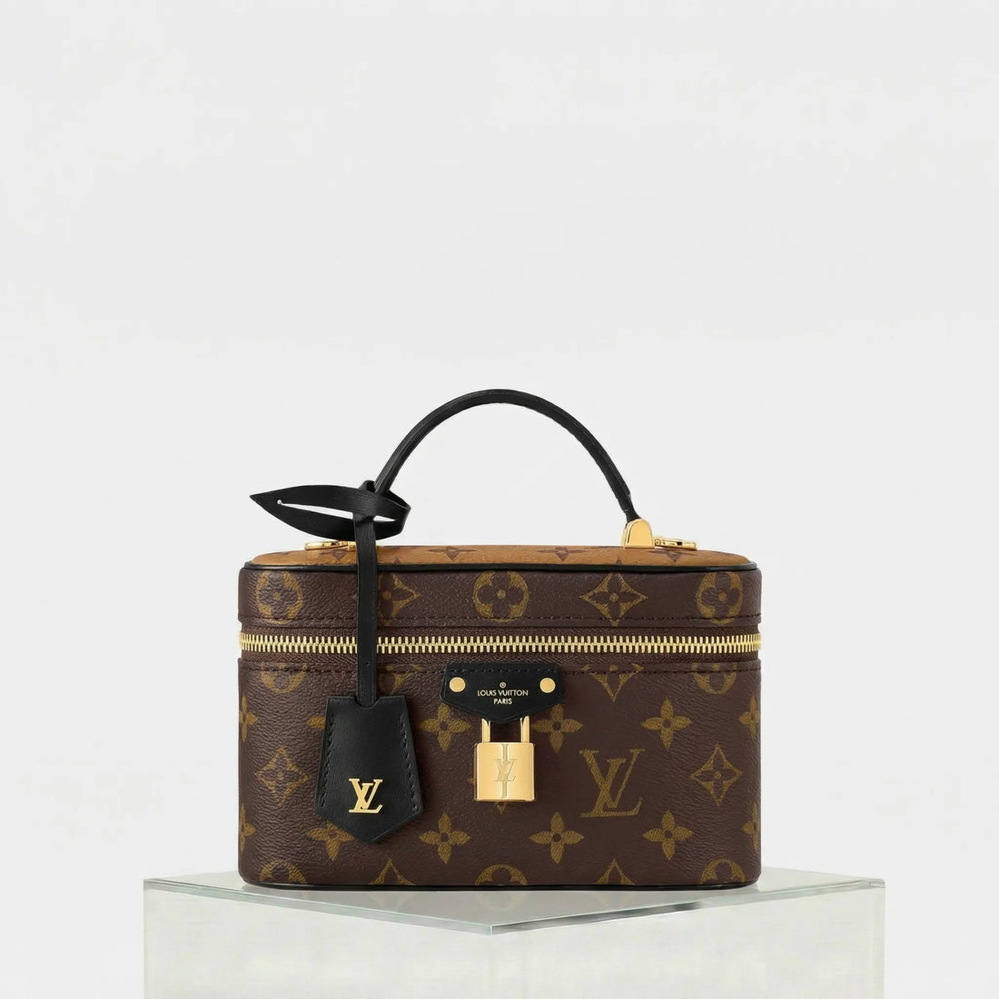 LOUIS VUITTON Vanity Chain Pouch Monogram Canvas